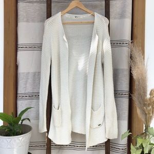 White knit slouchy sweater